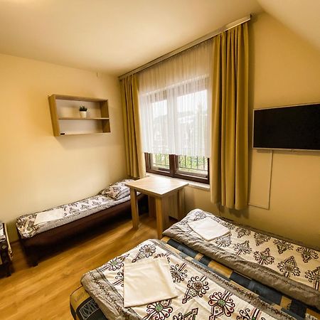 Bed and Breakfast Osrodek Wczasowo-Kolonijny Gron Бялы-Дунаец Экстерьер фото