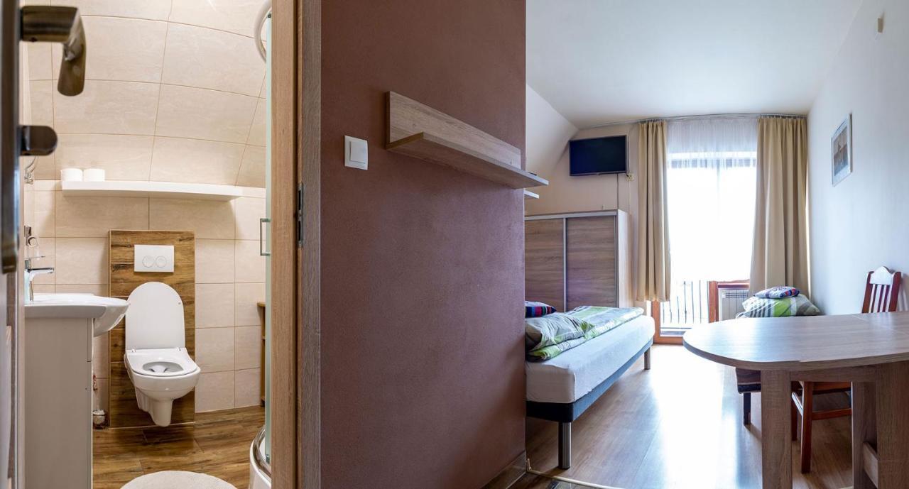 Bed and Breakfast Osrodek Wczasowo-Kolonijny Gron Бялы-Дунаец Экстерьер фото